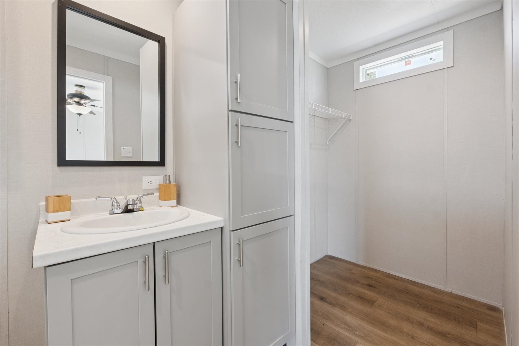 10015 - The Browning tiny home by Tiny Homes USA