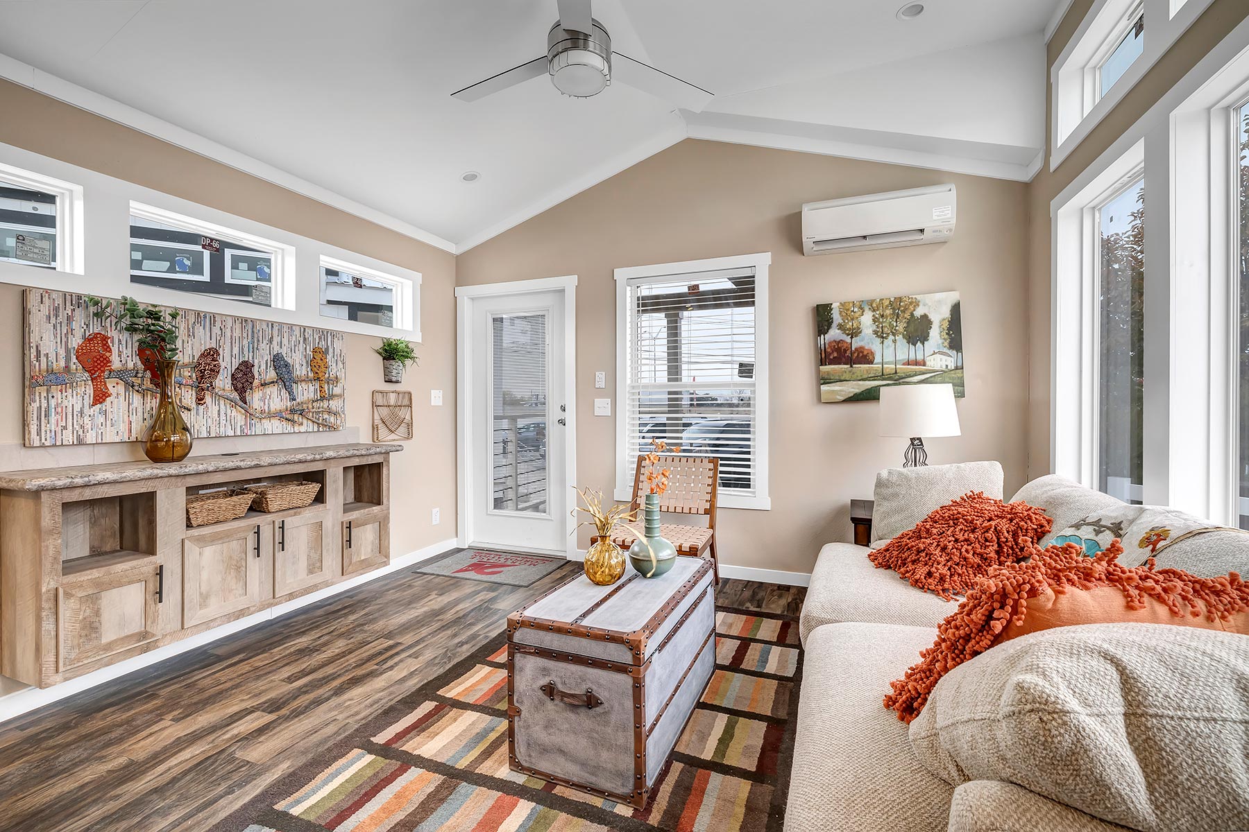 10021 - The Scottsdale tiny home by Tiny Homes USA