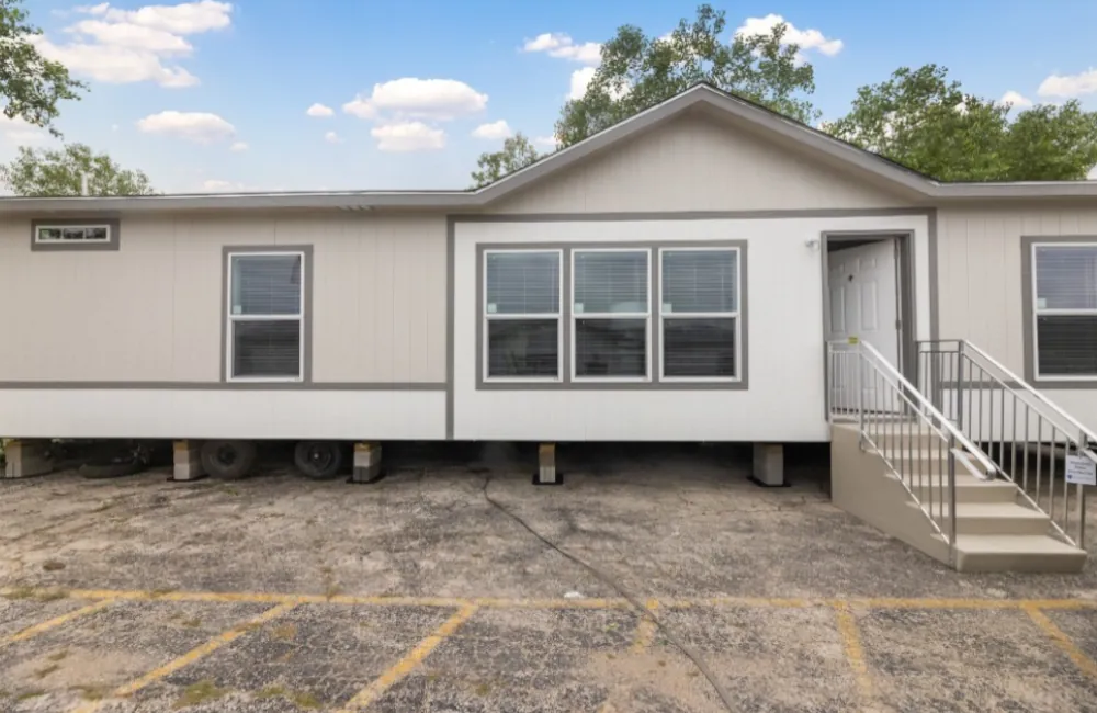 10035 - Emerald 2860 – EM28603A tiny home by Tiny Homes USA