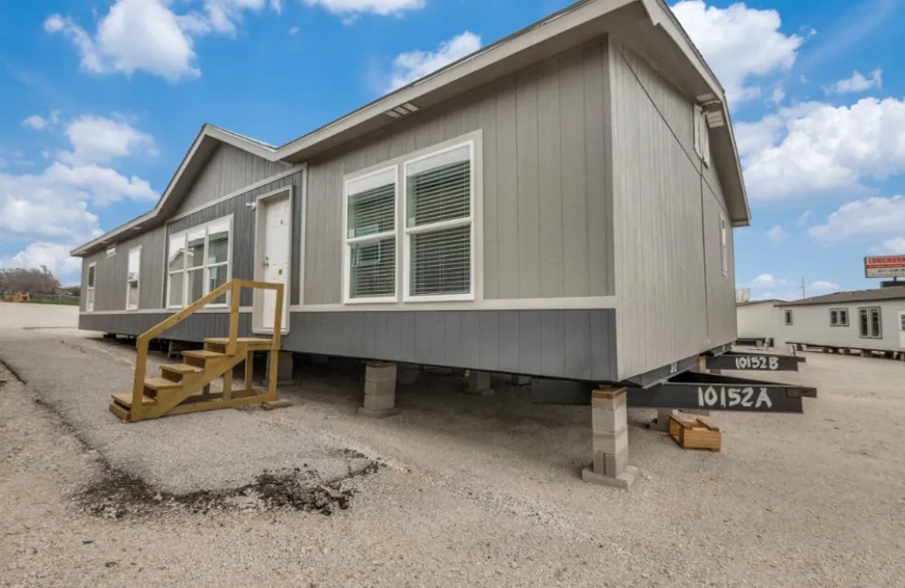 10036 - Emerald 2860 – EM28603A tiny home by Tiny Homes USA