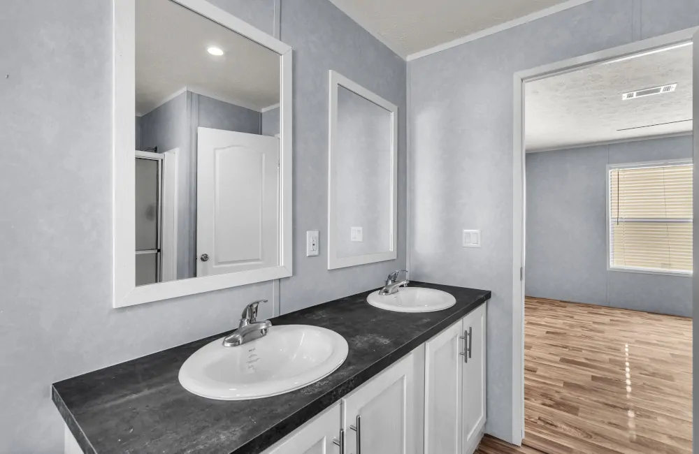 10043 - Double Maxx 48 – VM28483M tiny home by Tiny Homes USA