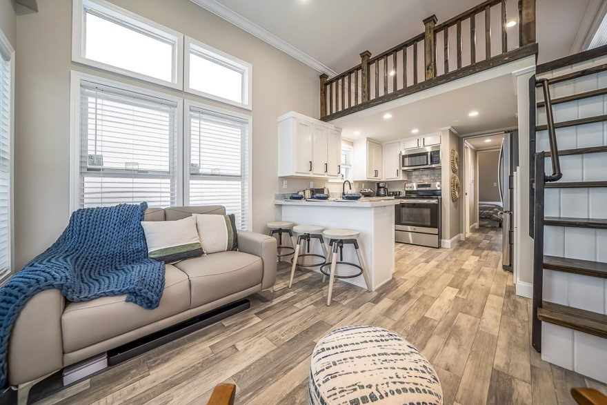 Carberry chariot eagle eagle eg12341a liv 0202 1 1673903420581 1323 12 - Carberry tiny home by Tiny Homes USA