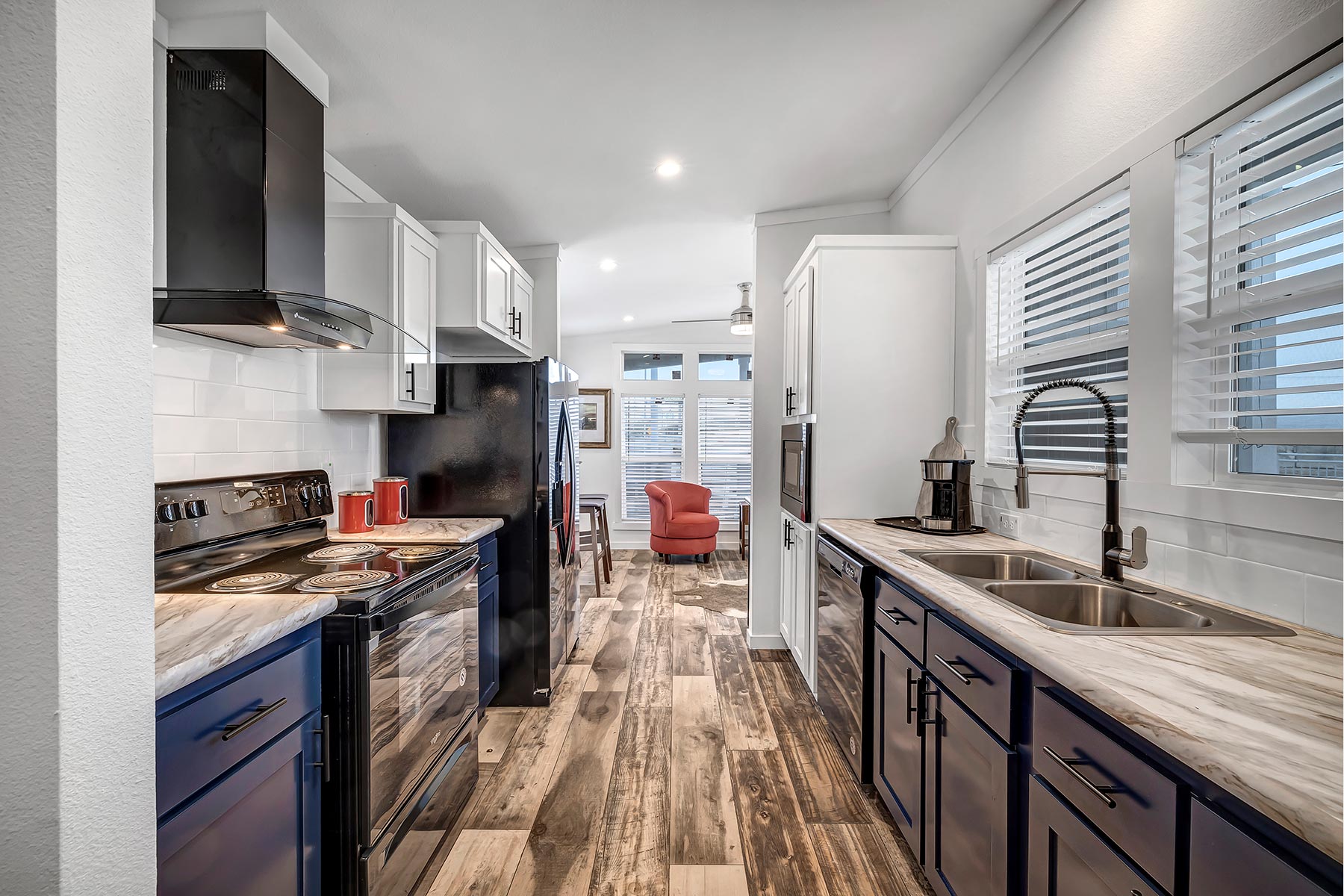 10029 - The Sydney tiny home by Tiny Homes USA