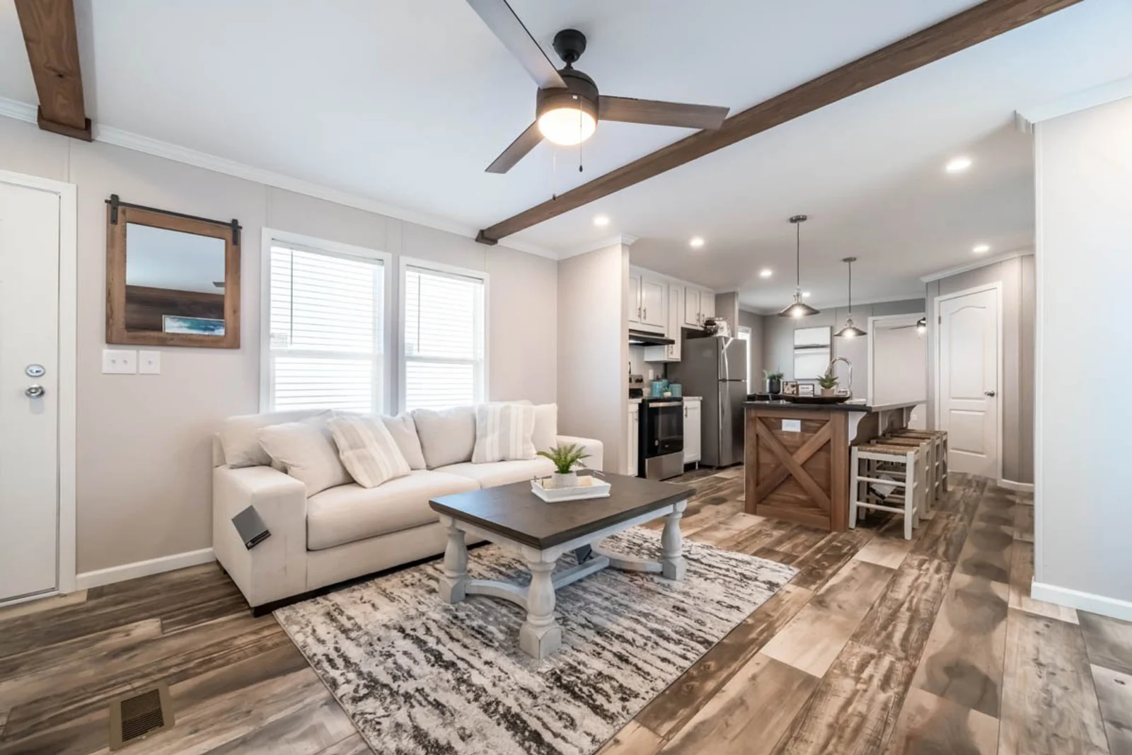 167632X Pip Liv 7926 1kjbj - The Pip tiny home by Tiny Homes USA