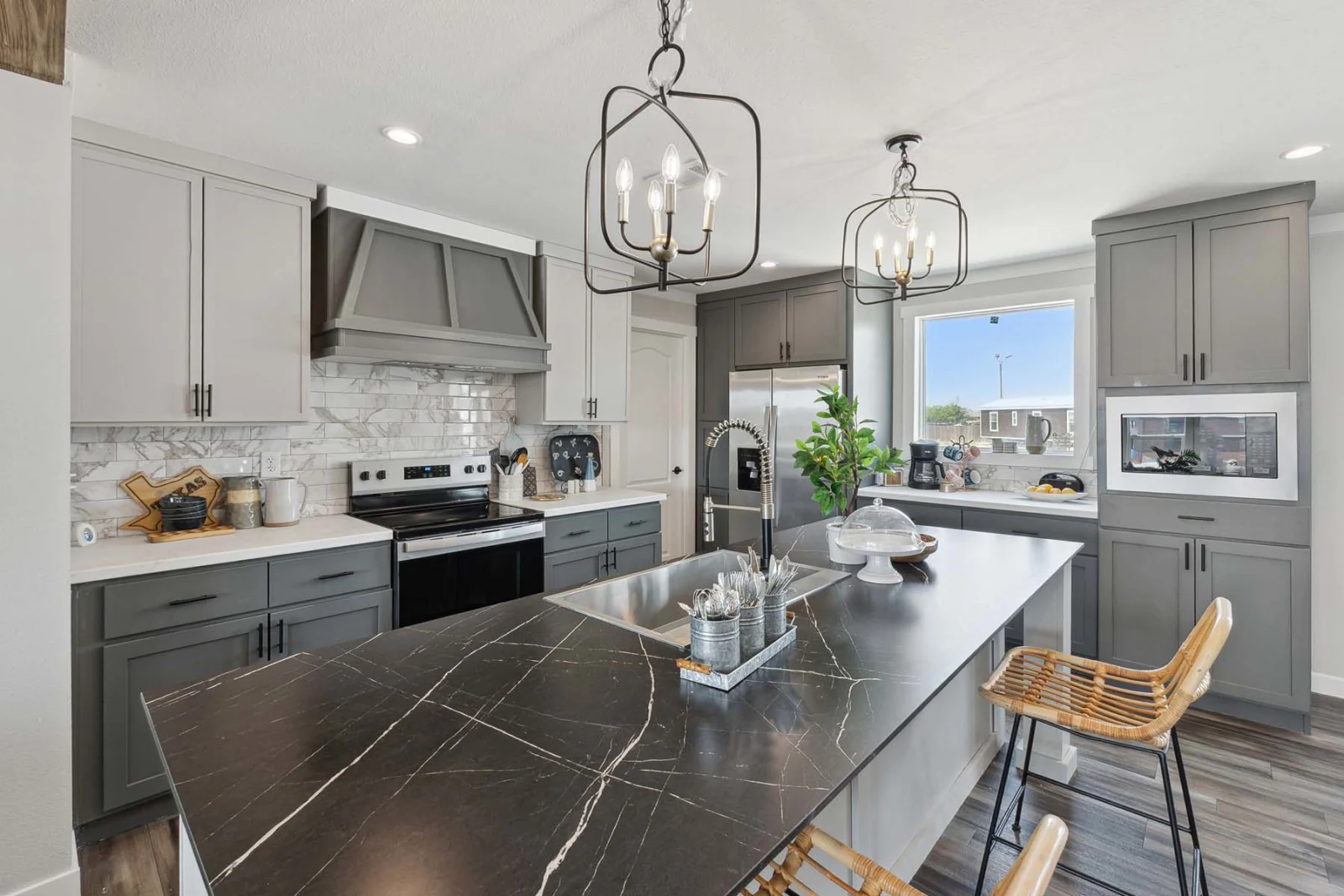 zsxdcfvghjkl - The Anor tiny home by Tiny Homes USA