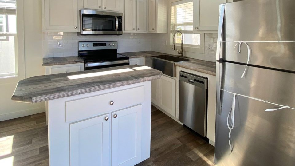 The Cedar Ridge tiny home for sale by Tiny Homes USA